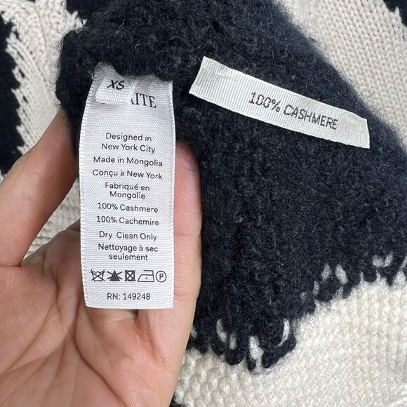 KHAITE The Valerie Argyle 100% Cashmere Academia Sweater Cream V Neck Size XS - Picture 11 of 12